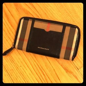 🎄🎄⛄sale Burberry Ziggy Zip-Around Wallet